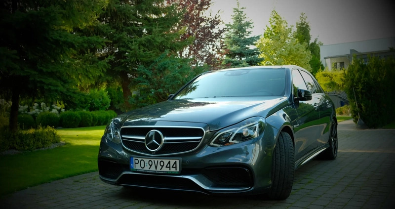 Mercedes-Benz Klasa E cena 189999 przebieg: 175000, rok produkcji 2014 z Poznań małe 407